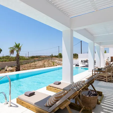 Seashell Villa *